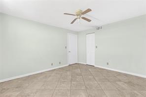 MEADOEBROOK LAKES - Residential