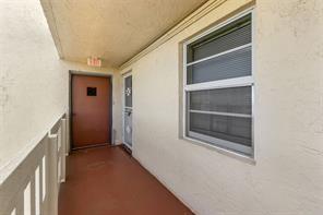 MEADOEBROOK LAKES - Residential