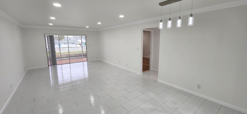 Photo of 117 Lehane Terrace #203, North Palm Beach, FL 33408 (MLS # R10995775)