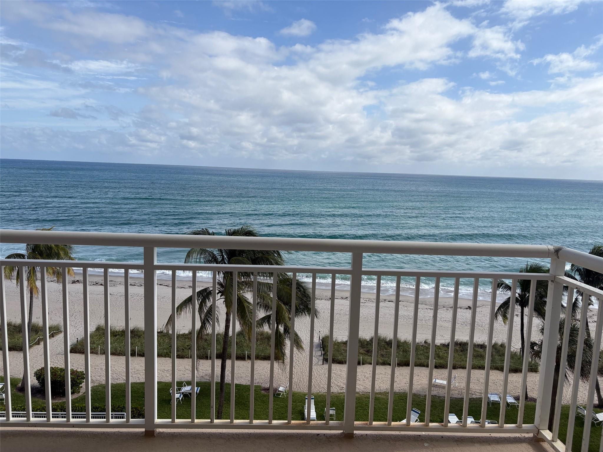 Hillsboro Le Baron Condo - Residential Lease