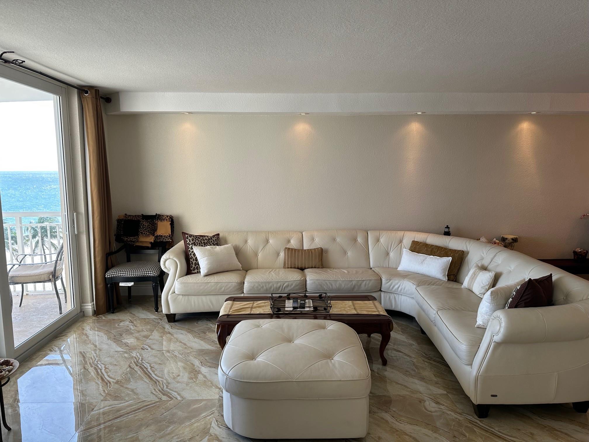 Hillsboro Le Baron Condo - Residential Lease