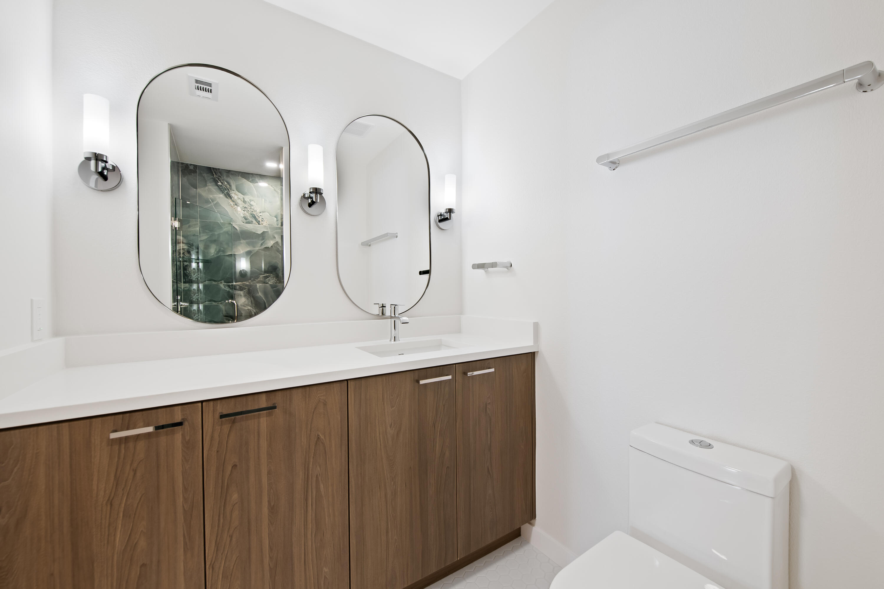 CARAVEL CONDOMINIUM APARTMENTS - Residential