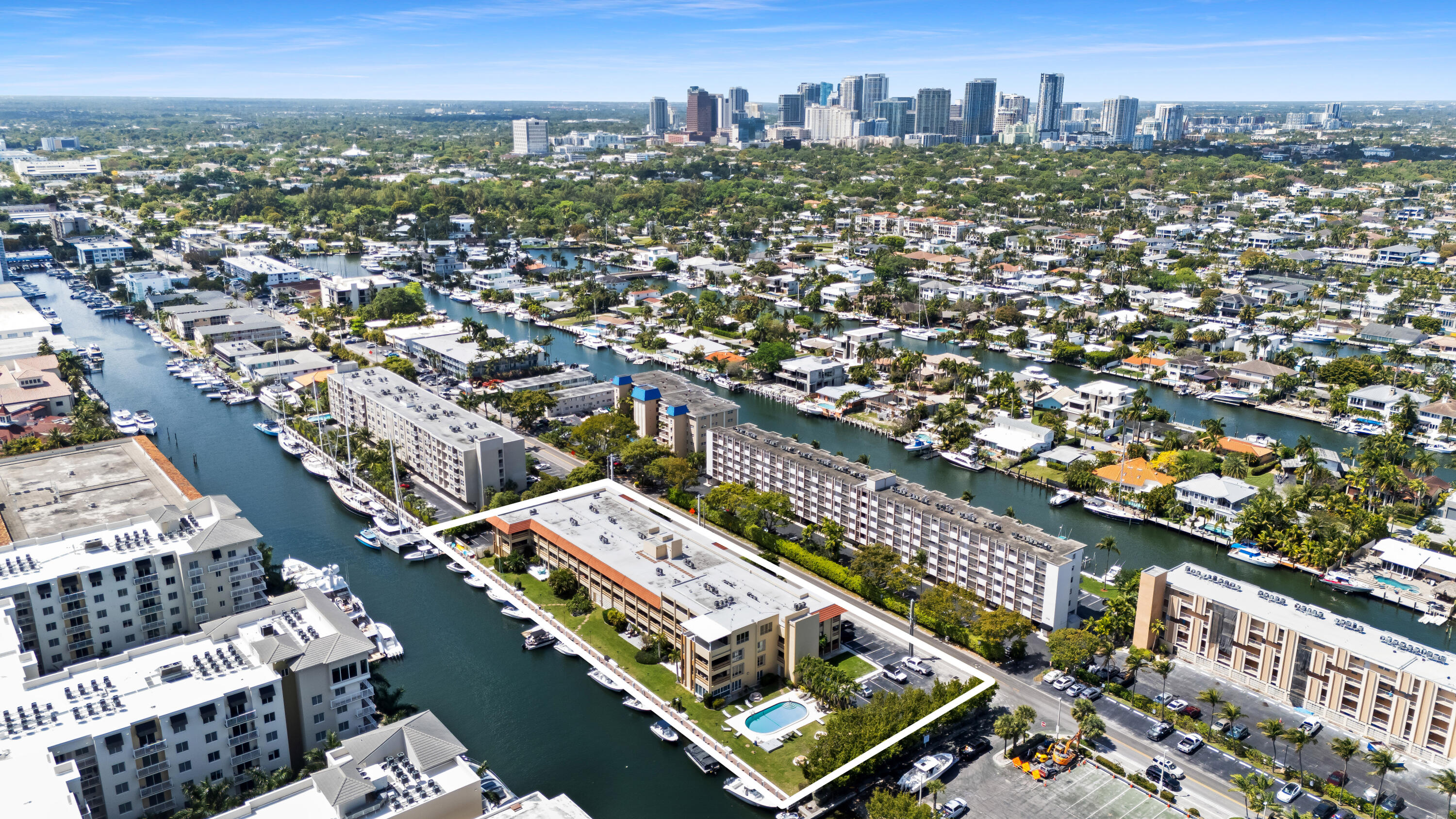 CARAVEL CONDOMINIUM APARTMENTS - Residential