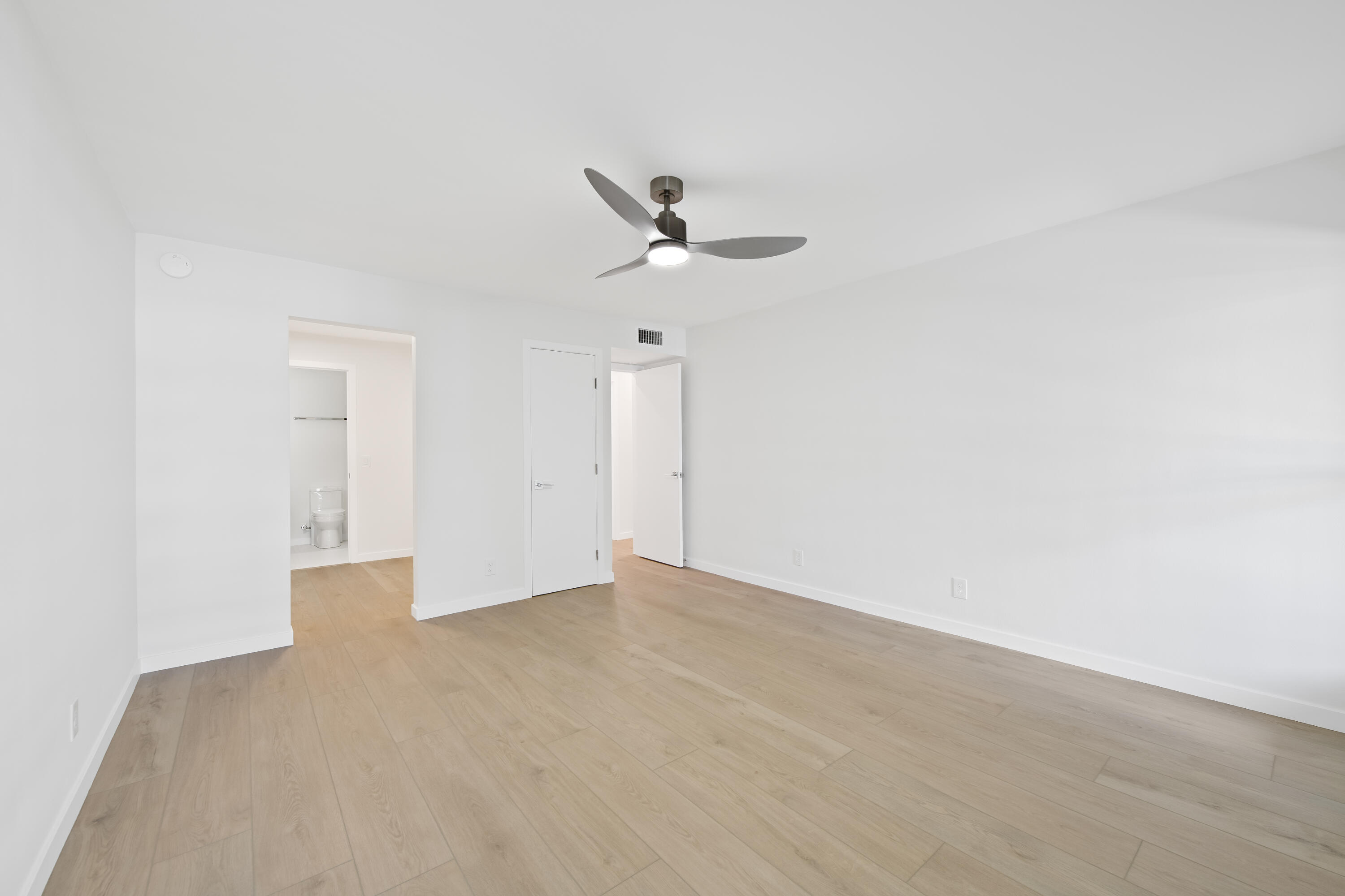 CARAVEL CONDOMINIUM APARTMENTS - Residential