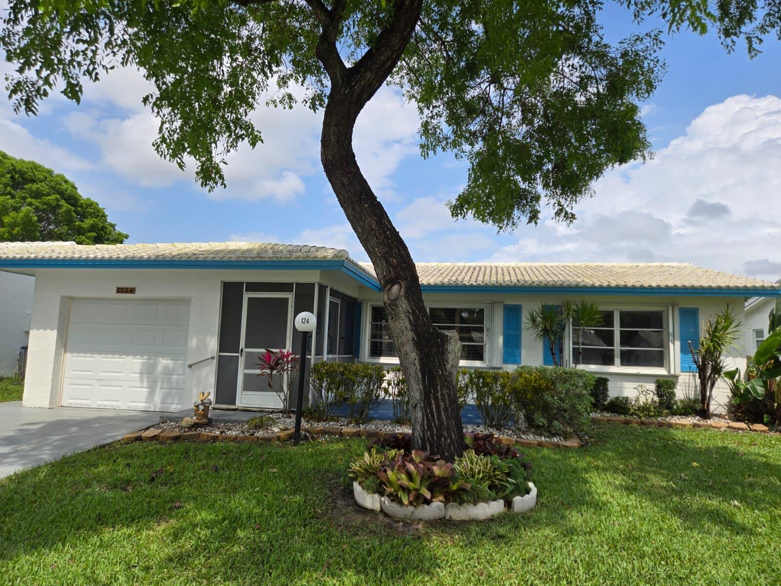 LAUDERDALE WEST SEC 4 - Residential