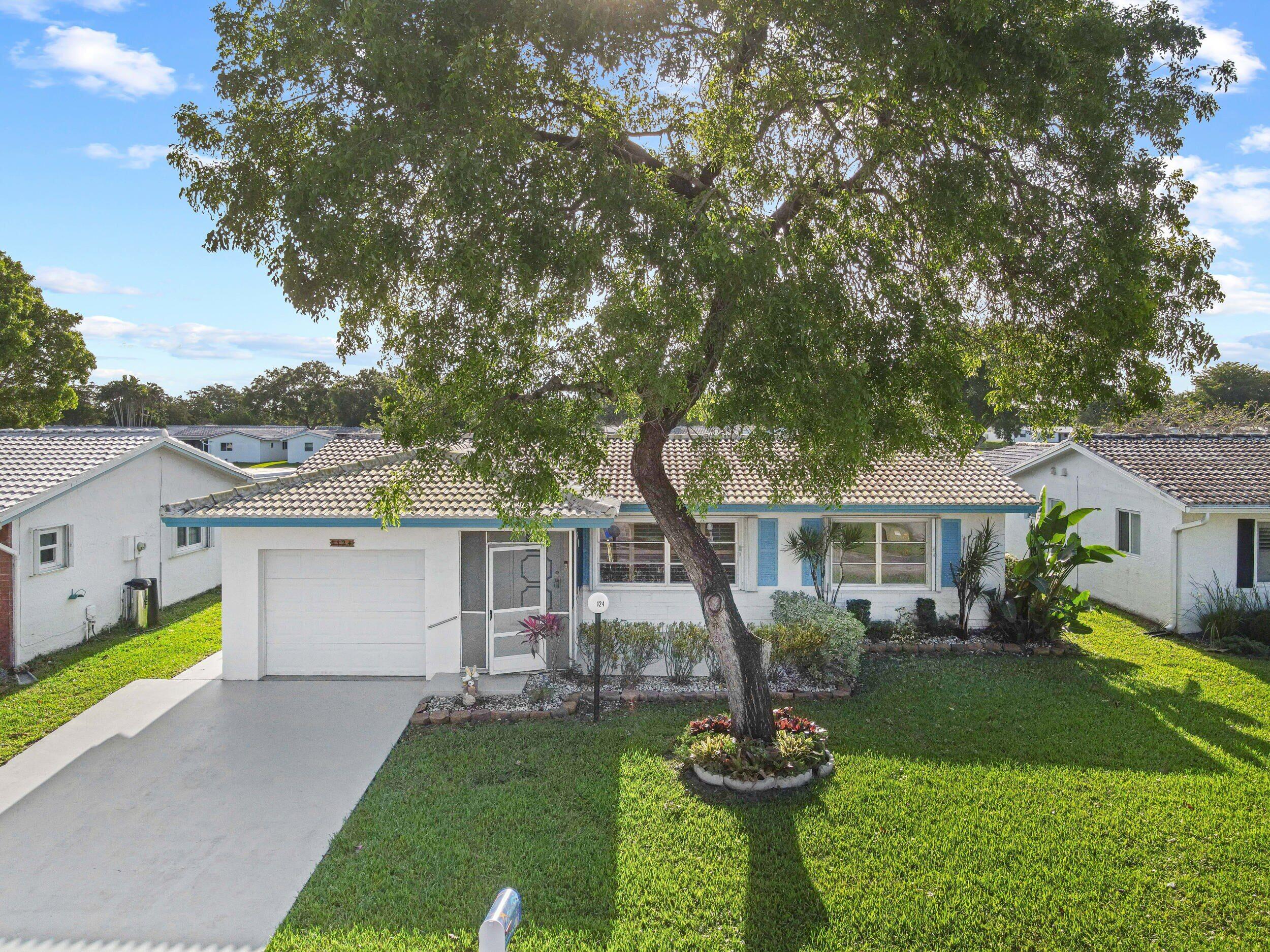 LAUDERDALE WEST SEC 4 - Residential