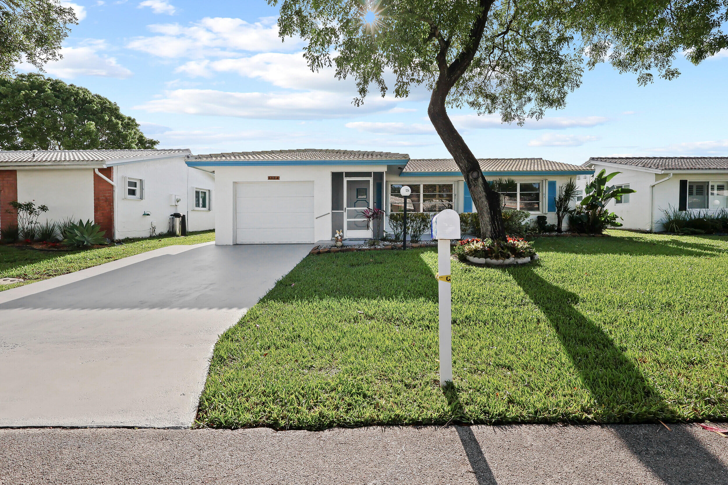 LAUDERDALE WEST SEC 4 - Residential
