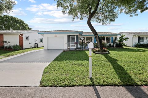 Photo of 1124 NW 90th Way, Plantation, FL 33322 (MLS # B26023873)