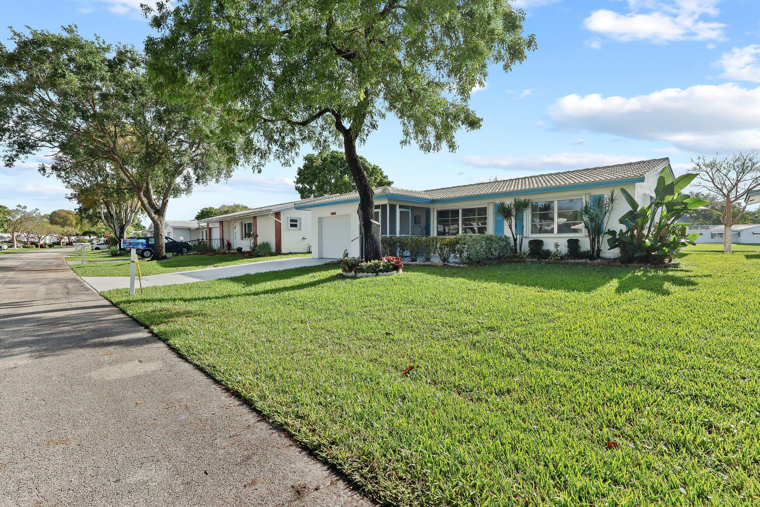 LAUDERDALE WEST SEC 4 - Residential