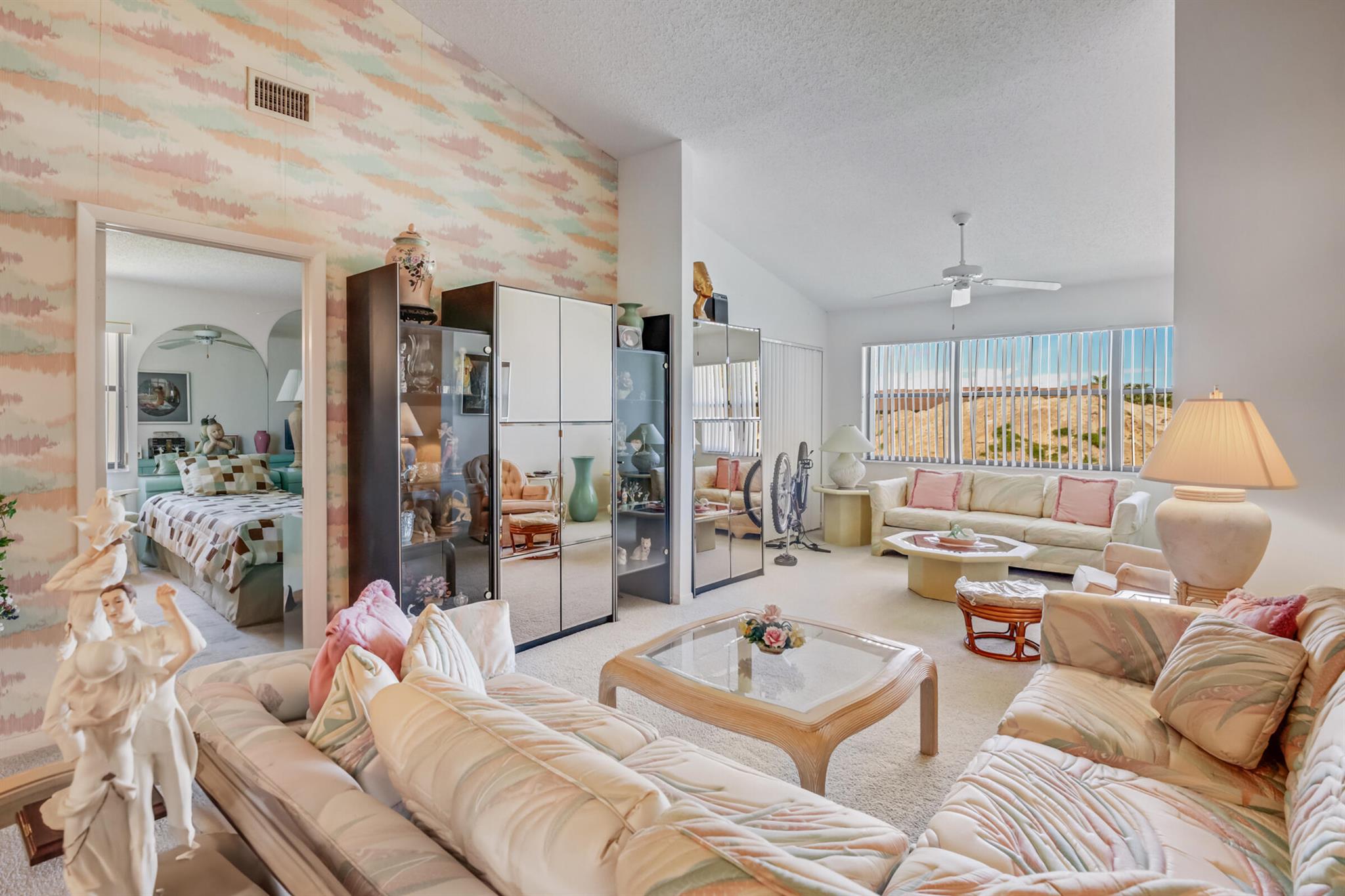 7610 Tahiti Lane 201