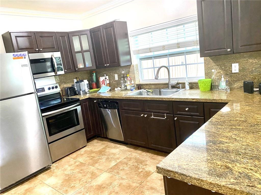 Lances Manor - Residential Lease