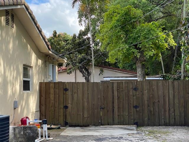 Lances Manor - Residential Lease