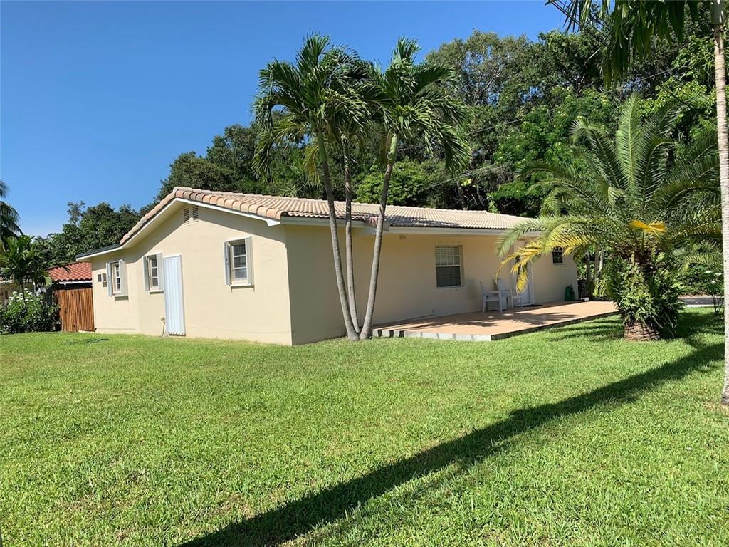 Lances Manor - Residential Lease