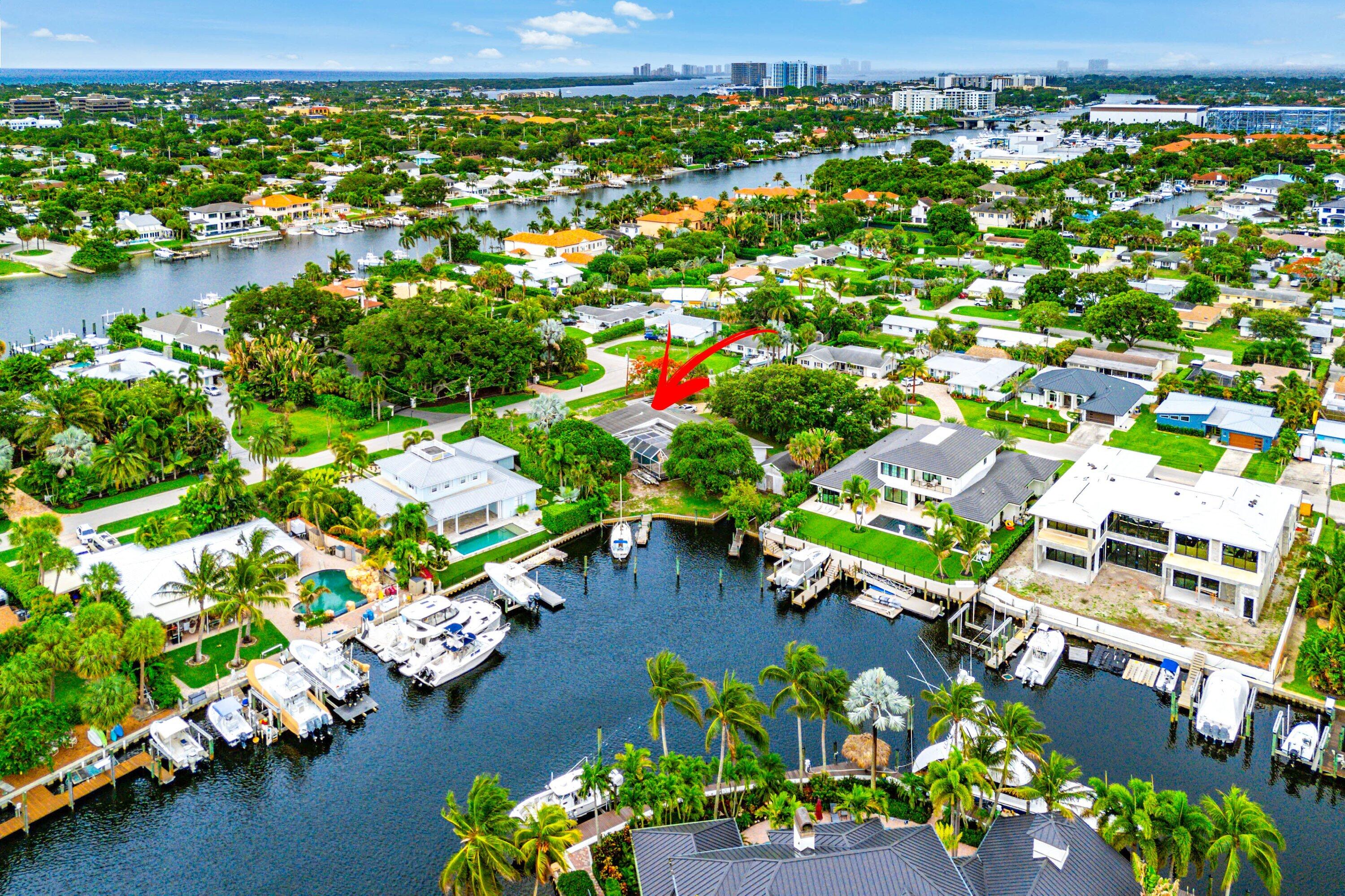 12019 N Edgewater Drive
