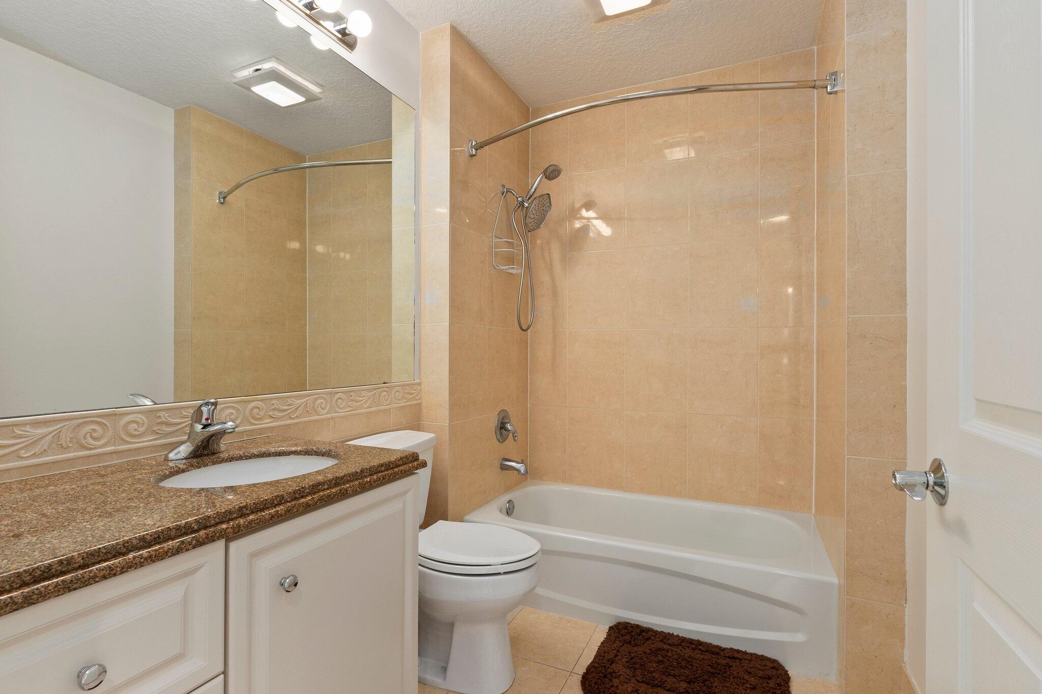 13 Harbour Isle Drive W Ph2