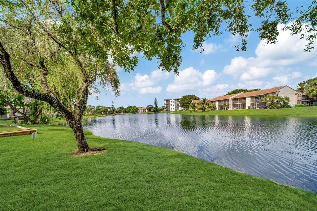 MEADOWRIDGE EAST - Residential