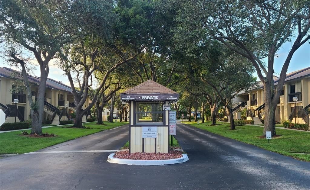 Photo of 2059 SW 15th St #217, Deerfield Beach, FL 33442 (MLS # F10531645)