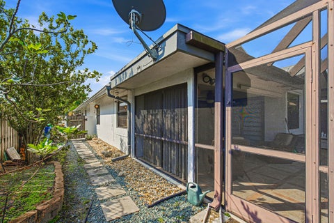 Tiny photo for 501 Lakeside Circle, Sunrise, FL 33326 (MLS # B26086187)