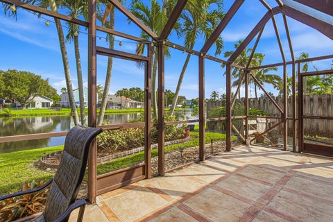 Tiny photo for 501 Lakeside Circle, Sunrise, FL 33326 (MLS # B26086187)