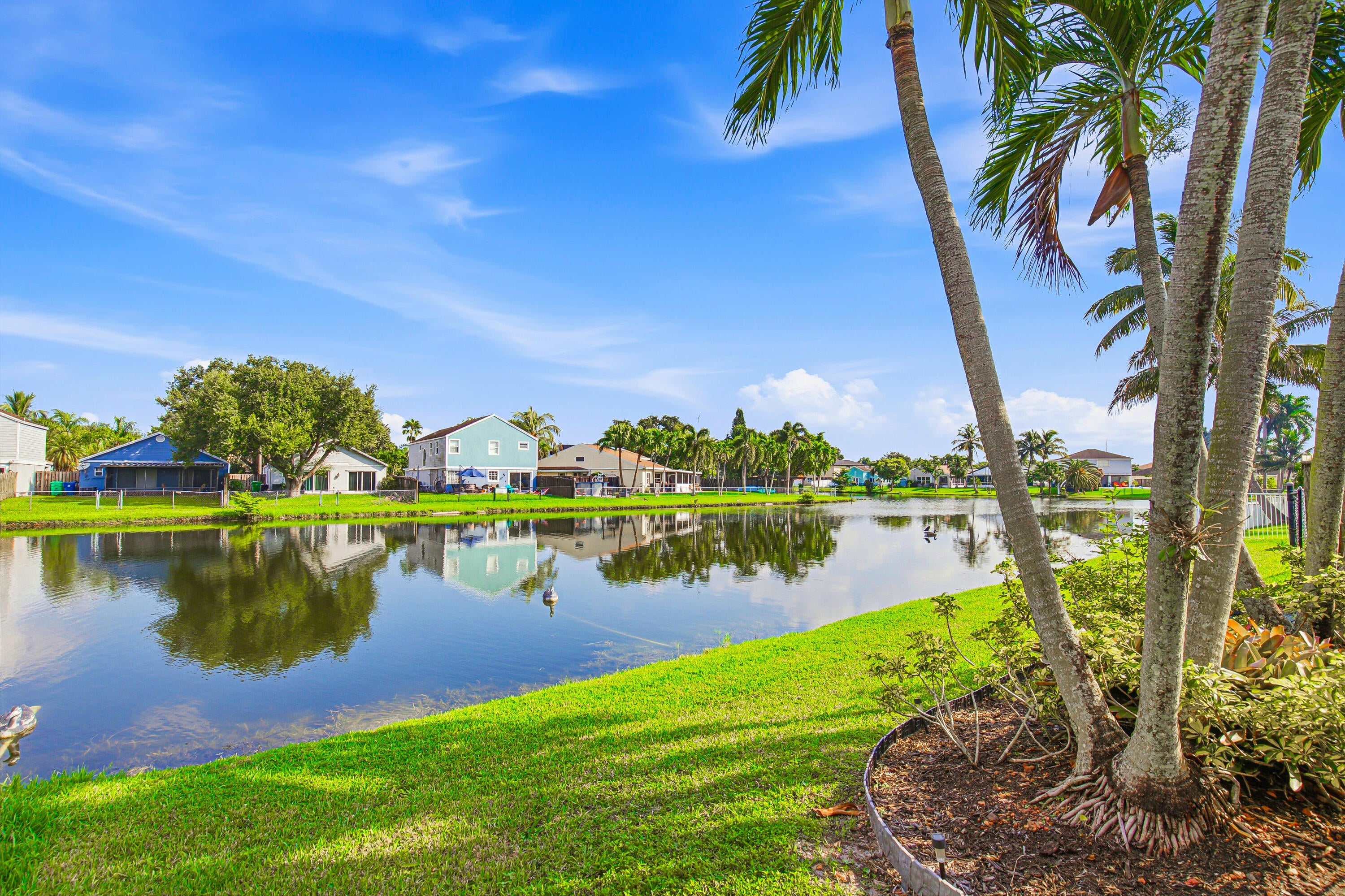 501 Lakeside Circle