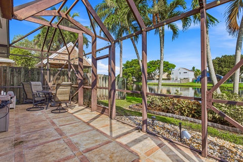 Tiny photo for 501 Lakeside Circle, Sunrise, FL 33326 (MLS # B26086187)