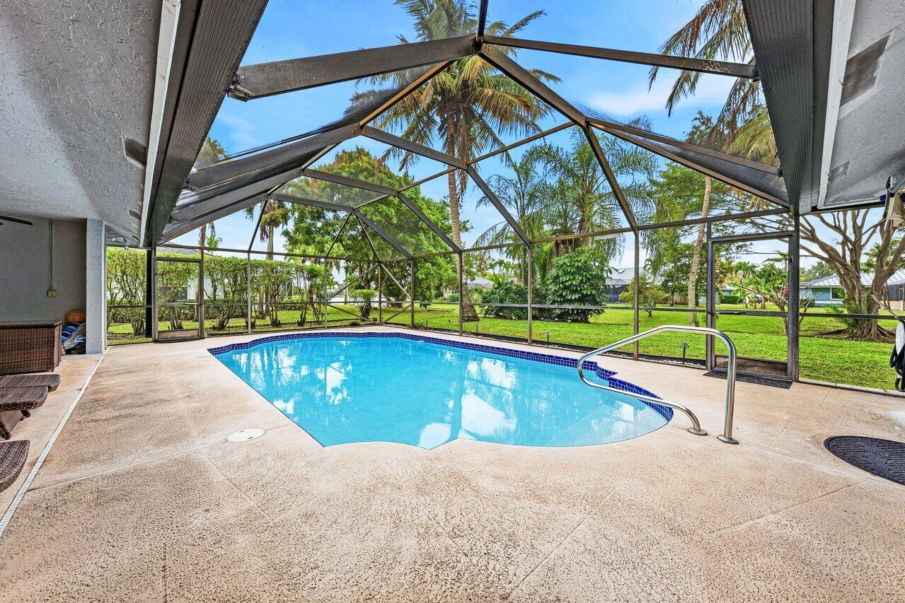 GREENVIEW SHORES 1 OF WELLINGTON - Residential Lease