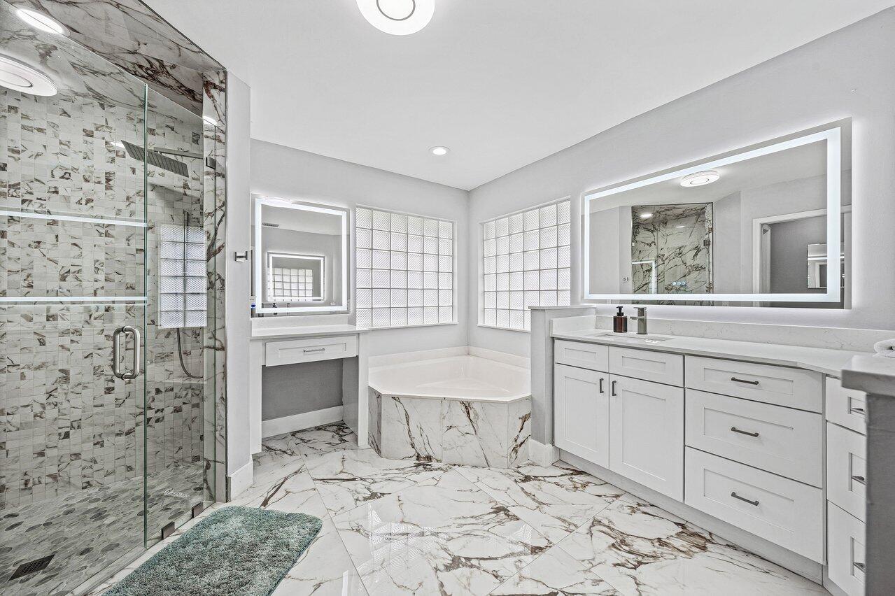 GREENVIEW SHORES 1 OF WELLINGTON - Residential Lease