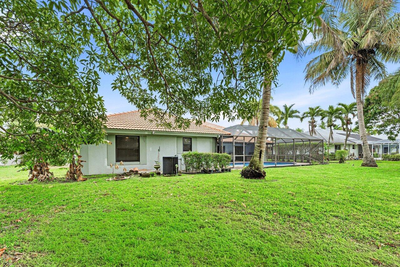 GREENVIEW SHORES 1 OF WELLINGTON - Residential Lease