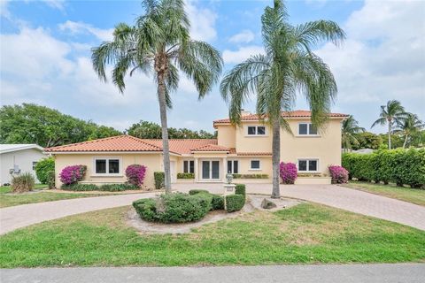 20 Saranac Rd Sea Ranch Lakes FL 33308