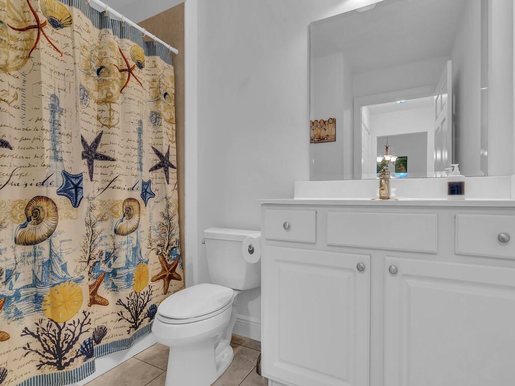 BOULEVARD VILLAS COURTSID - Residential Lease