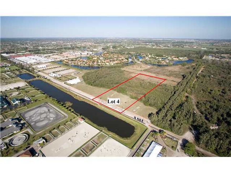 Prime equestrian property conveniently located next to the horse show grounds. Lots 2, 3 & 5 also available.