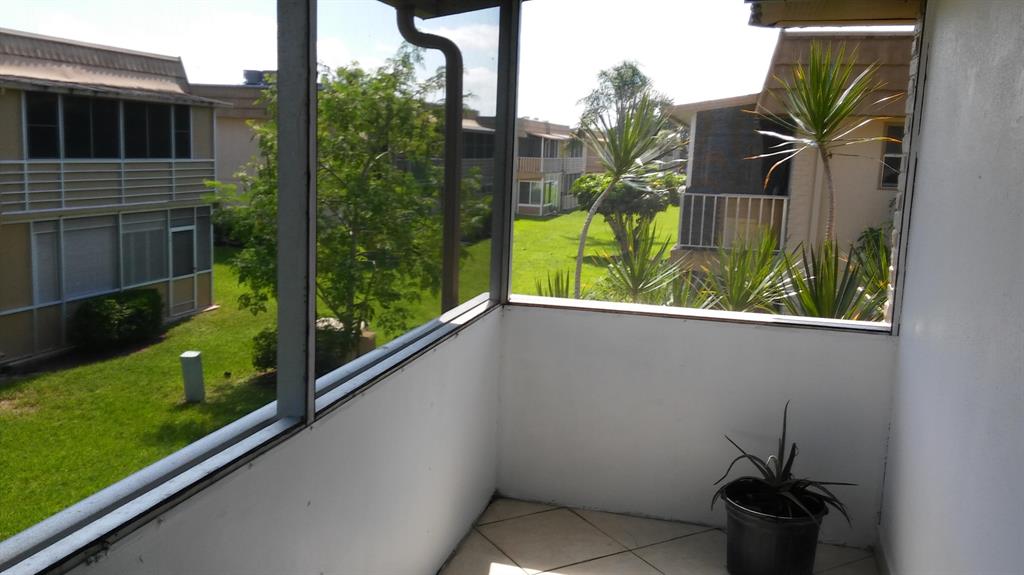 KINGS POINT MONACO CONDOS - Residential Lease