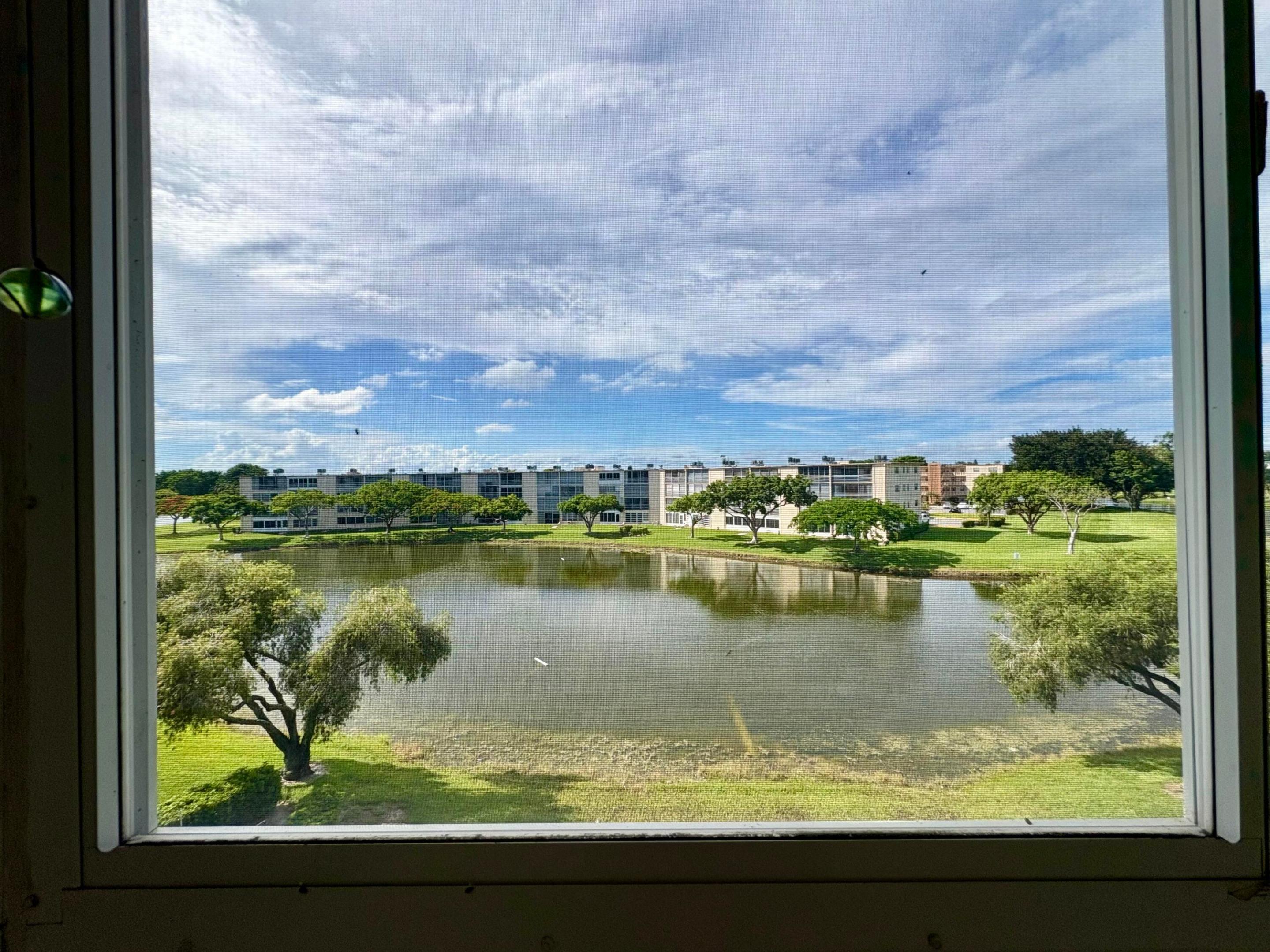 GUILDFORD AT CENTURY VILLAGE CONDO - Residential