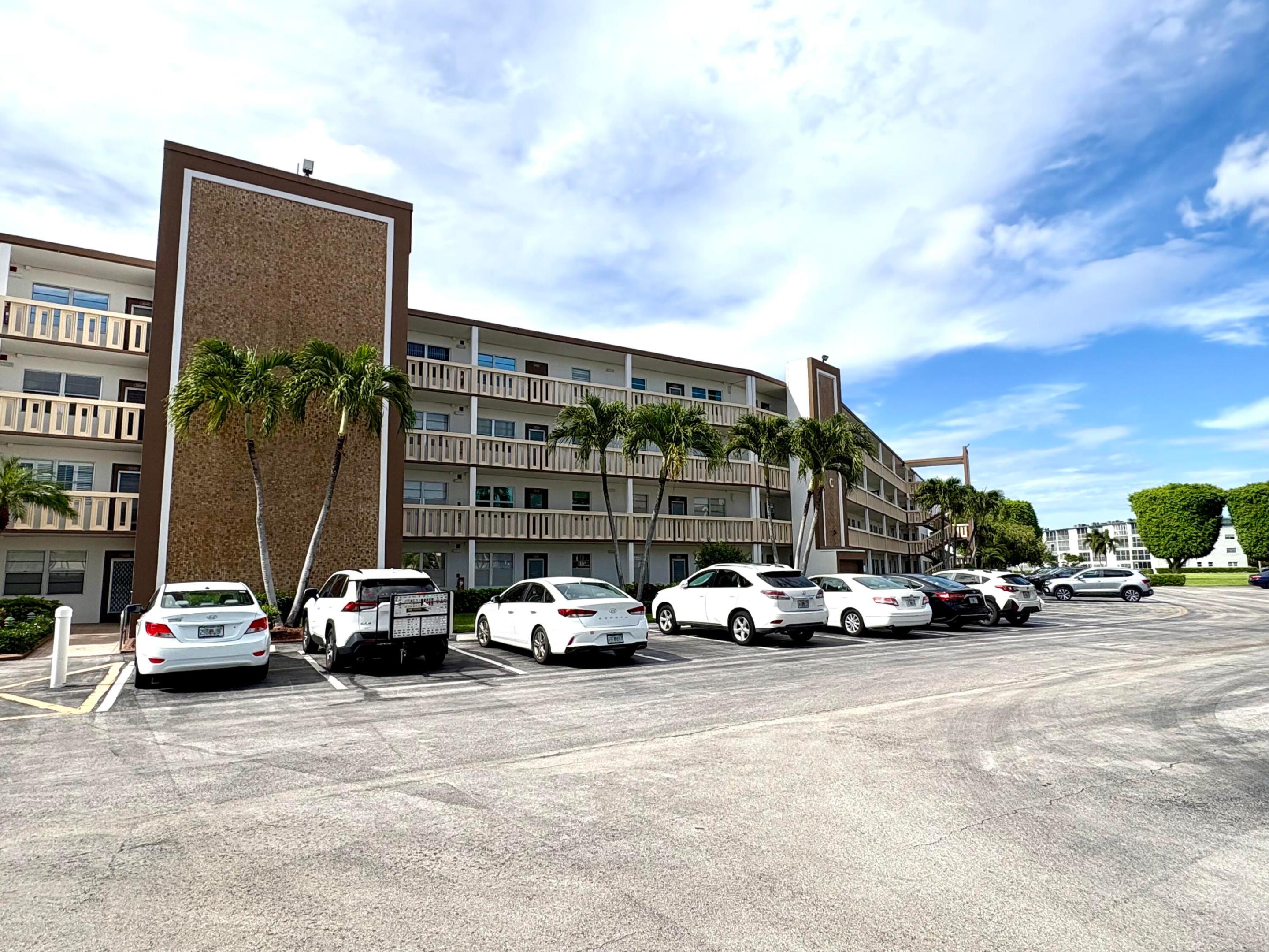 GUILDFORD AT CENTURY VILLAGE CONDO - Residential
