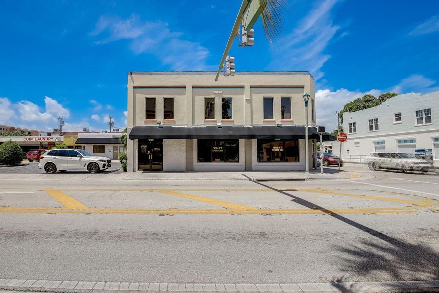 Professional office space for lease. Great for lawyer, accountant, or real estate broker. Approximately 750+ sq ft; price includes CAM. 3 offices with a large main common area; one of the offices has own private entrance.  Available May 1, 2024.  Can combine offices to achieve 2000 sq ft.