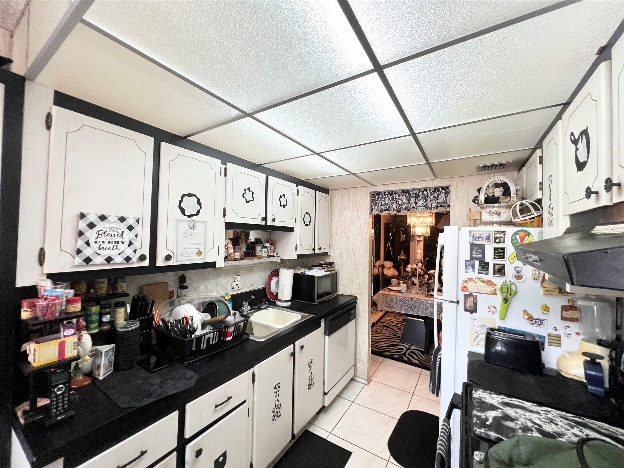 View photos, virtual tours, details... 2650 NW 49th Ave 125