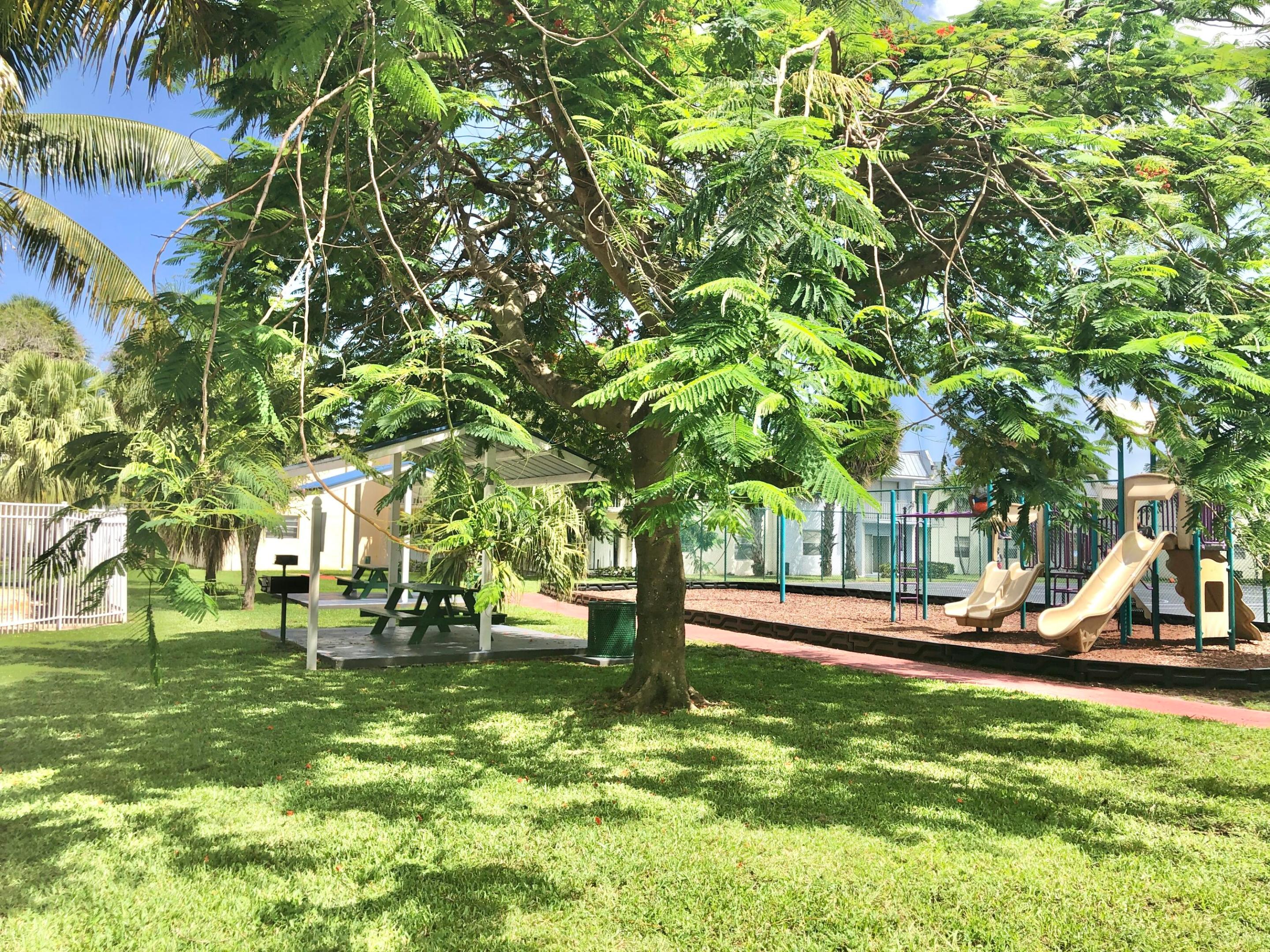 CLEAR LAKE PALMS CONDO - Residential