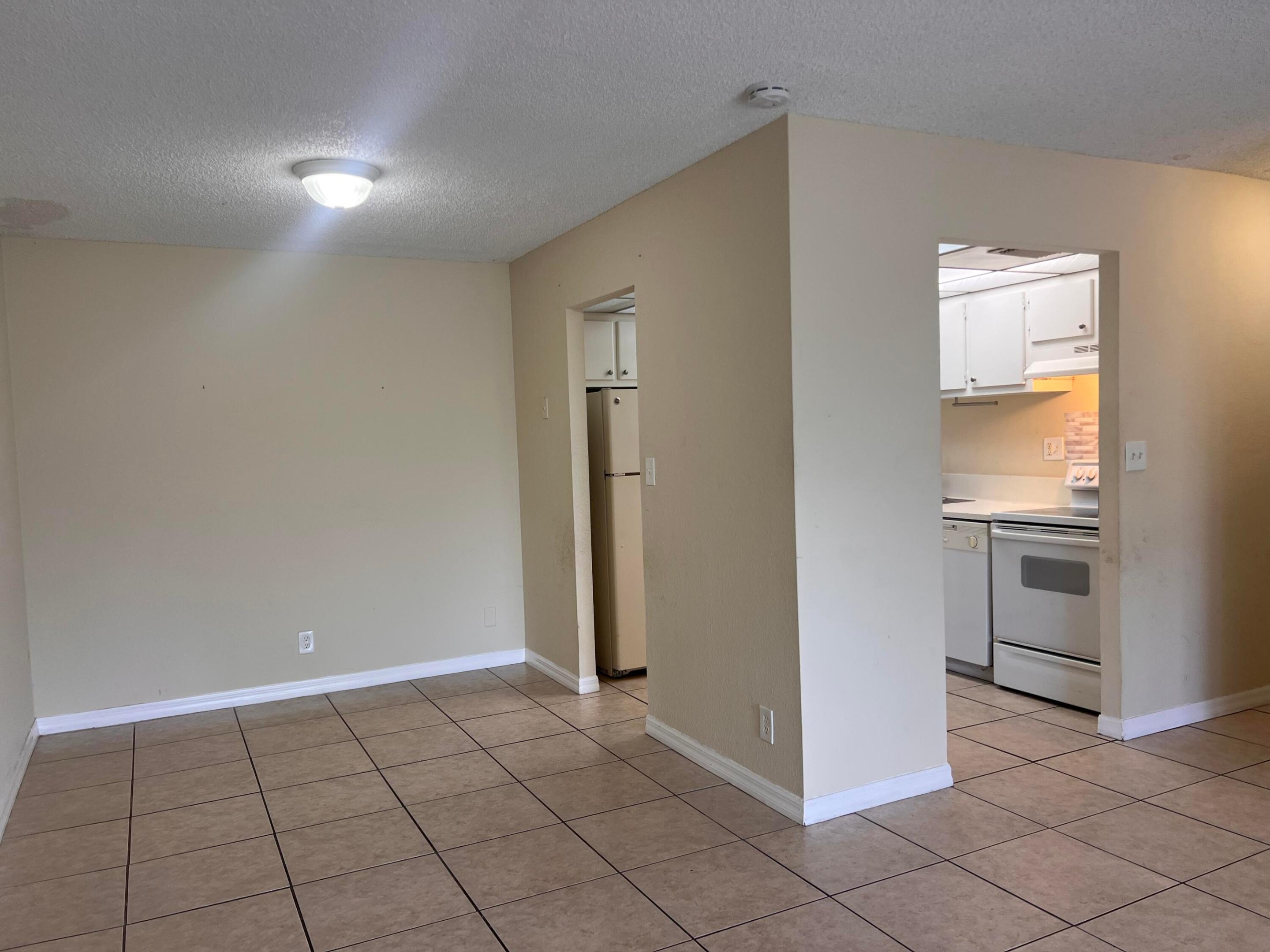 CLEAR LAKE PALMS CONDO - Residential