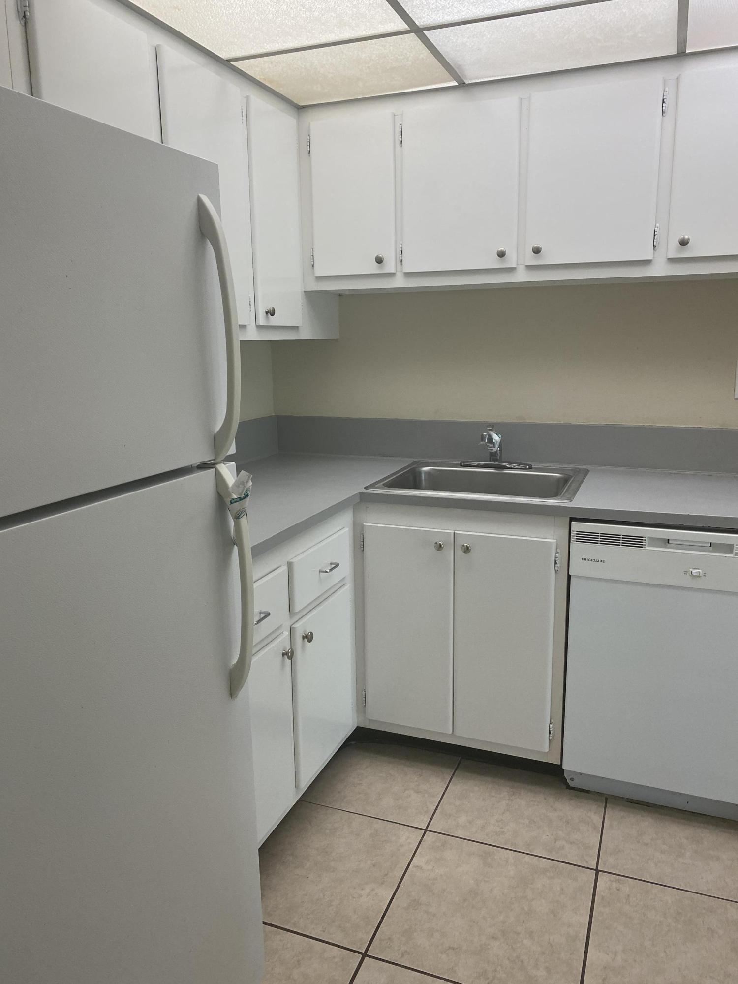 CLEAR LAKE PALMS CONDO - Residential