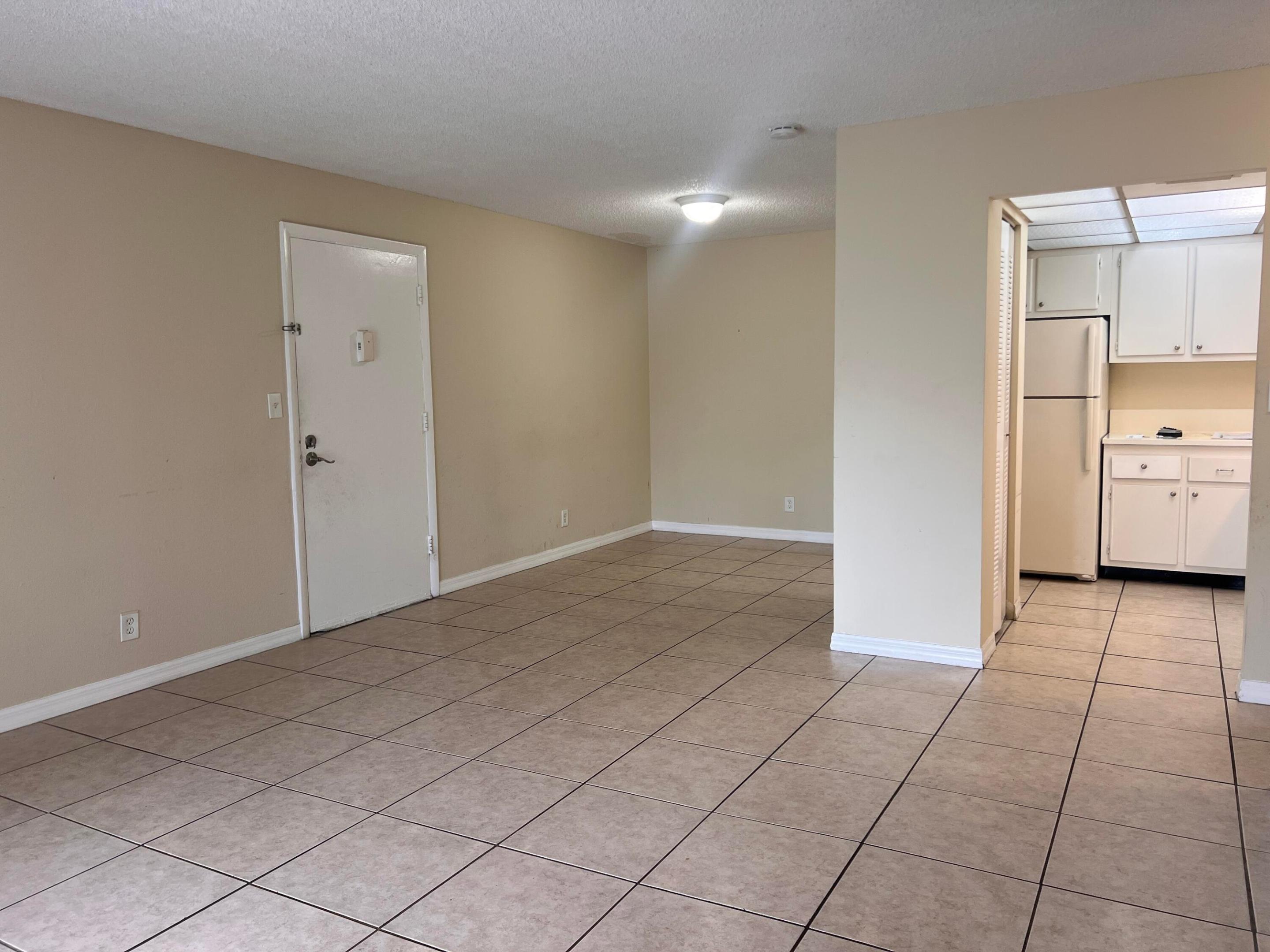 CLEAR LAKE PALMS CONDO - Residential