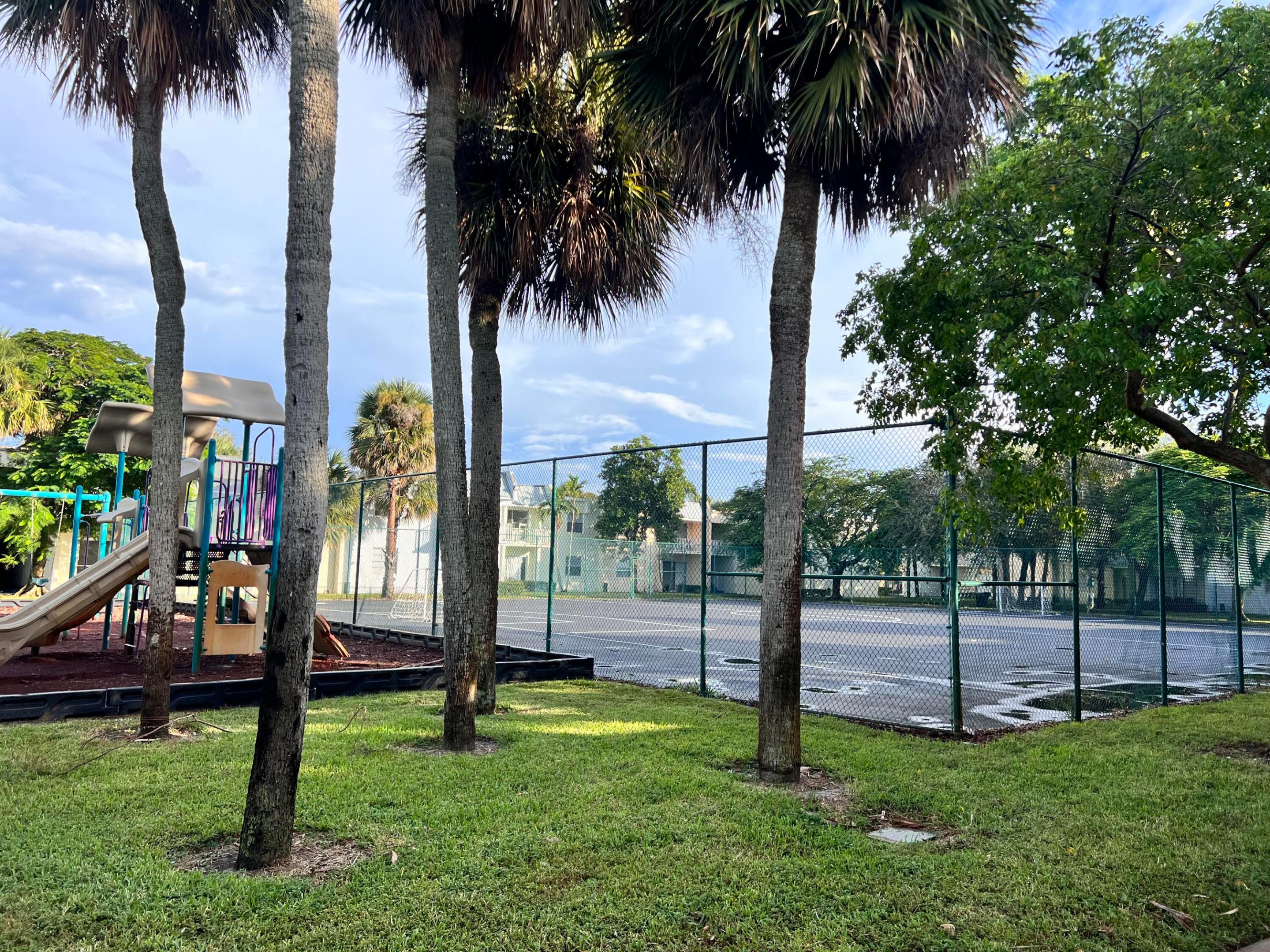 CLEAR LAKE PALMS CONDO - Residential