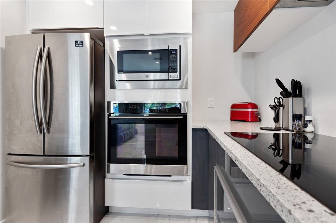 THE DRAKE CONDOMINIUM - Residential Lease