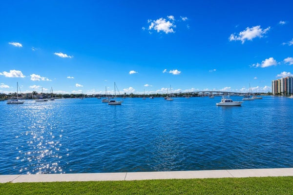 1051 SUGAR SANDS BLVD APT 255, RIVIERA BEACH, FL 33404 - Image ab1e70871c76aefdd739e3cf7df0febf/120984378