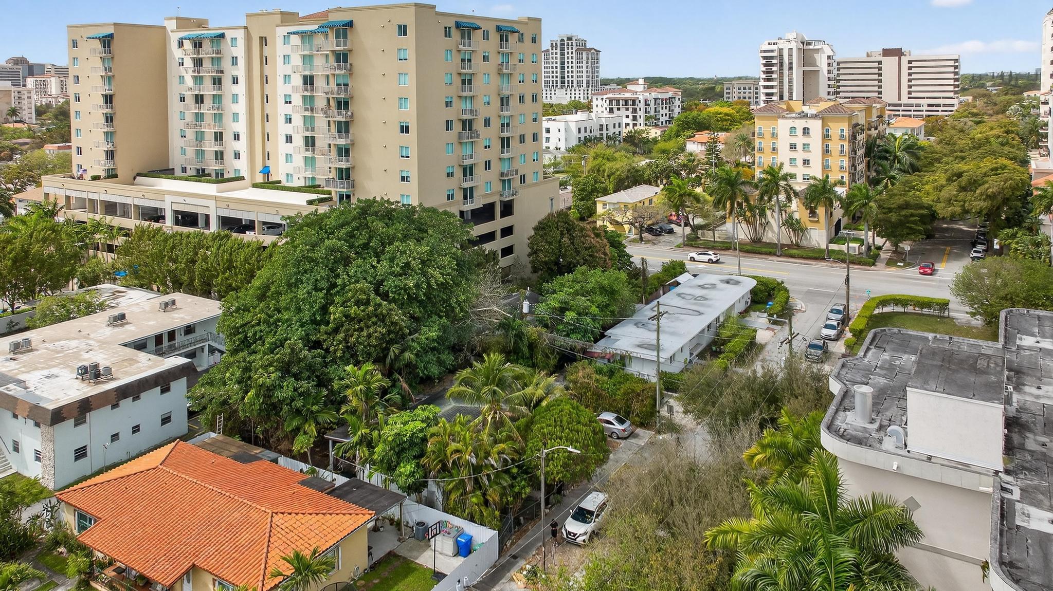 ENGLEWOOD NORTH - Residential