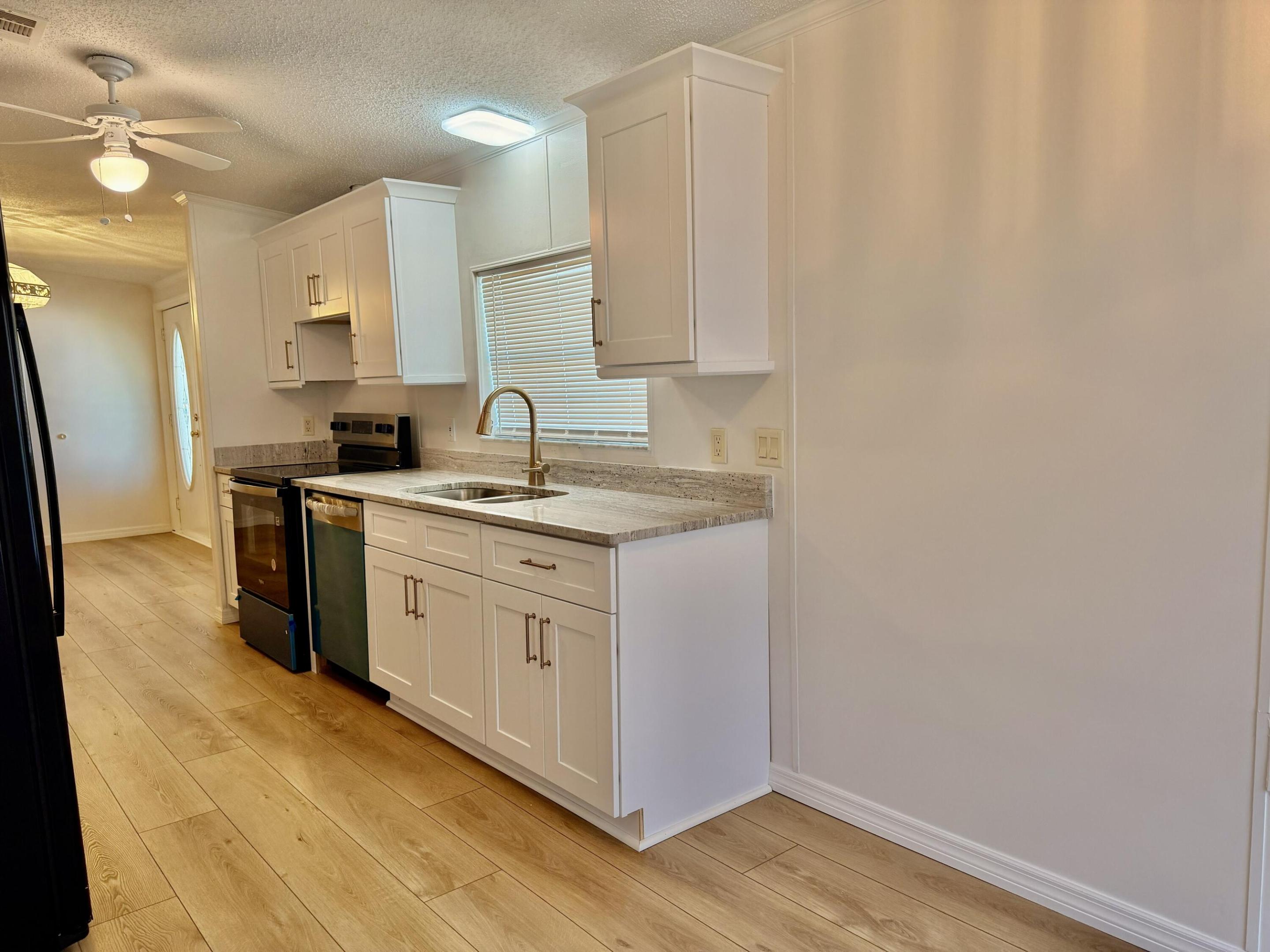 SEMINOLE COVE CONDOMINIUM - Residential