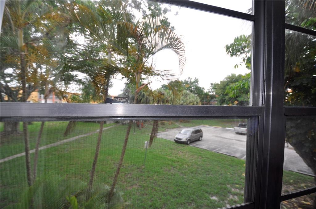 HERITAGE CIRCLE - Residential