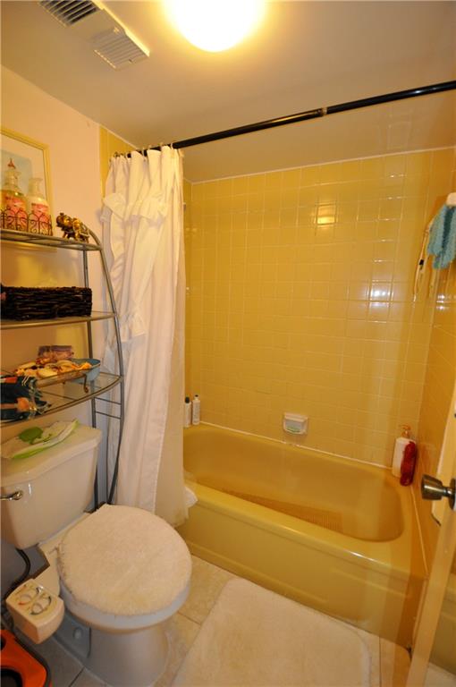 HERITAGE CIRCLE - Residential