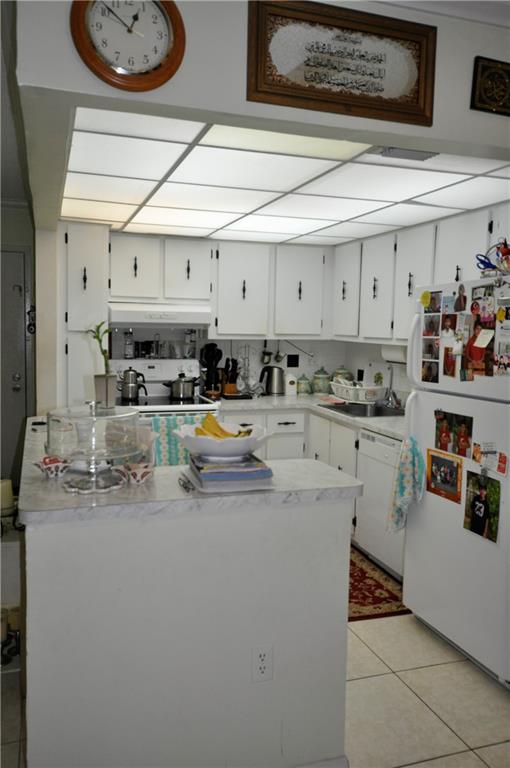 HERITAGE CIRCLE - Residential