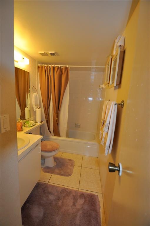 HERITAGE CIRCLE - Residential