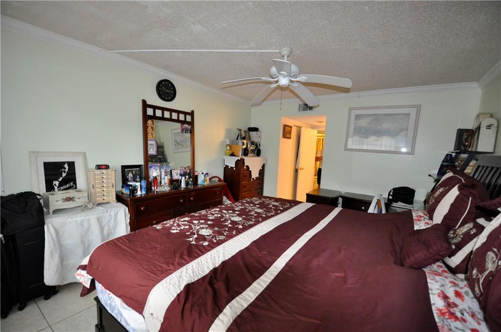 HERITAGE CIRCLE - Residential